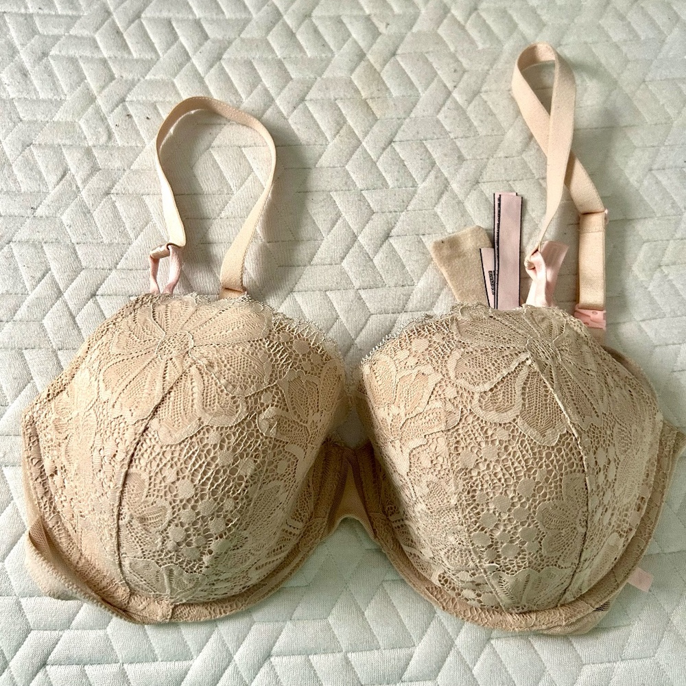 New Victoria's Secret Lined Demi Bra Cup Nude Lace 34DDD
